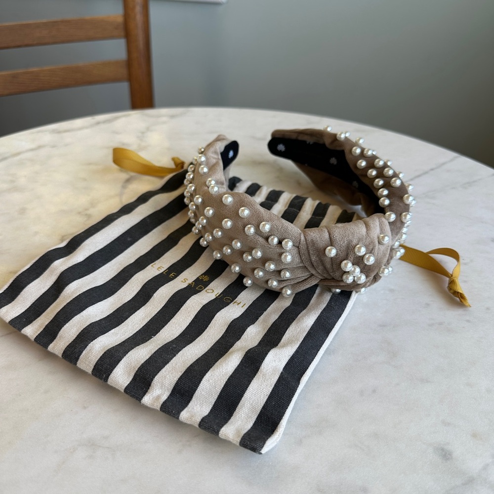 Lele Sadoughi Velvet Pearl Knotted Headband